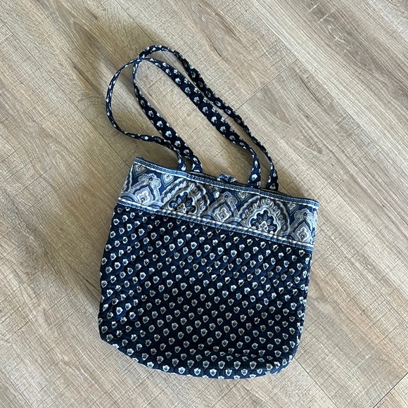 Vera Bradley Handbags - Vera Bradley Tote